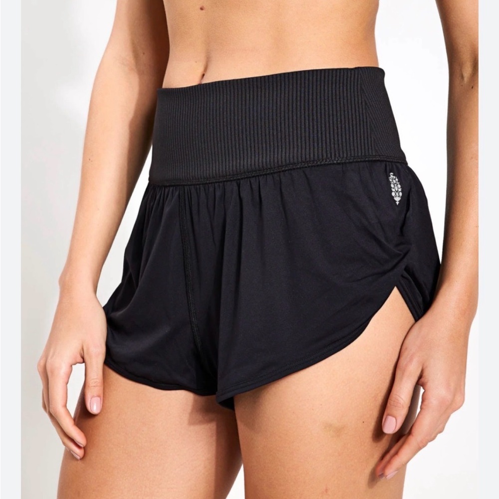 NEW Free People Movement Women's Black Elastic Waist Pull-on Game Time Shorts XS